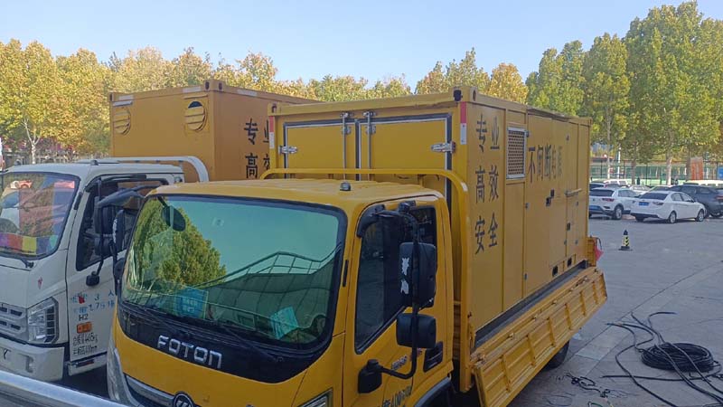 东澳镇柴油发电机组和UPS电源如何配合工作?
